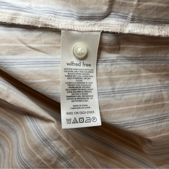 Wilfred Free by Aritzia Boyfriend Poplin Button-up Shirt - size M - Picture 8 of 9